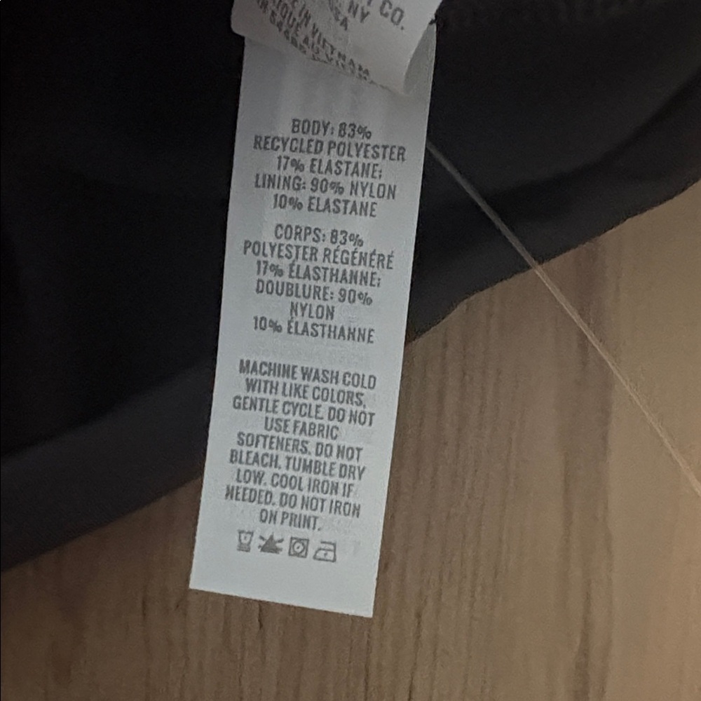 Gray Quarter-Zip Pullover NWT - image 5